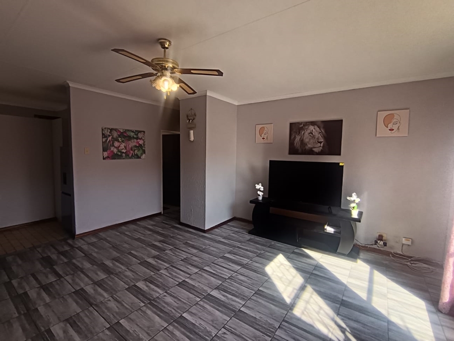 2 Bedroom Property for Sale in New Park Northern Cape